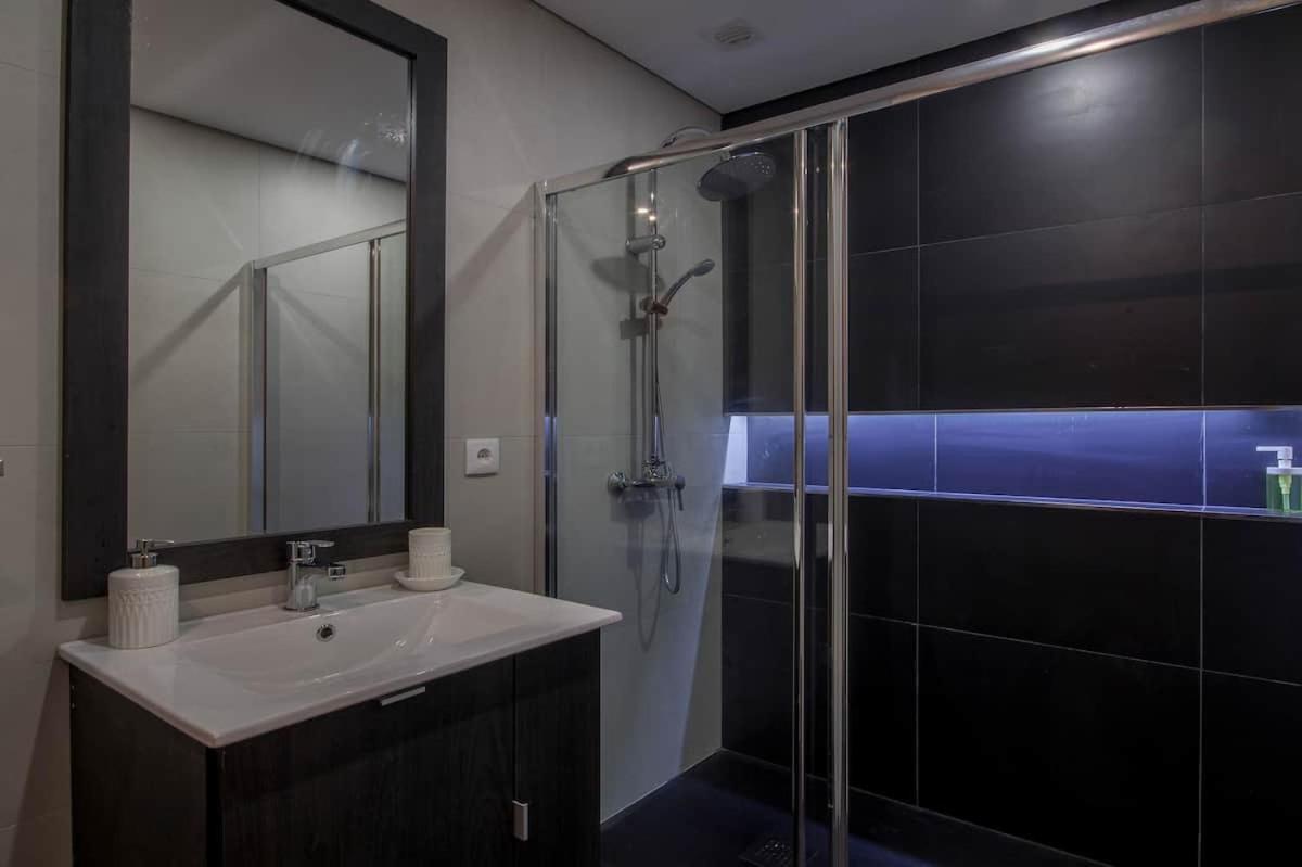 406 Gale Center Apartment Wifi, Parking Porto Luaran gambar