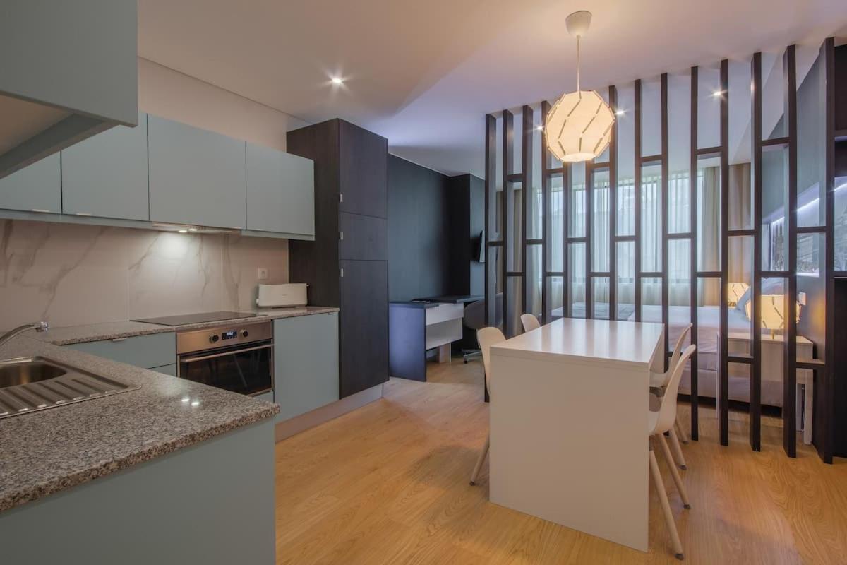 406 Gale Center Apartment Wifi, Parking Porto Luaran gambar